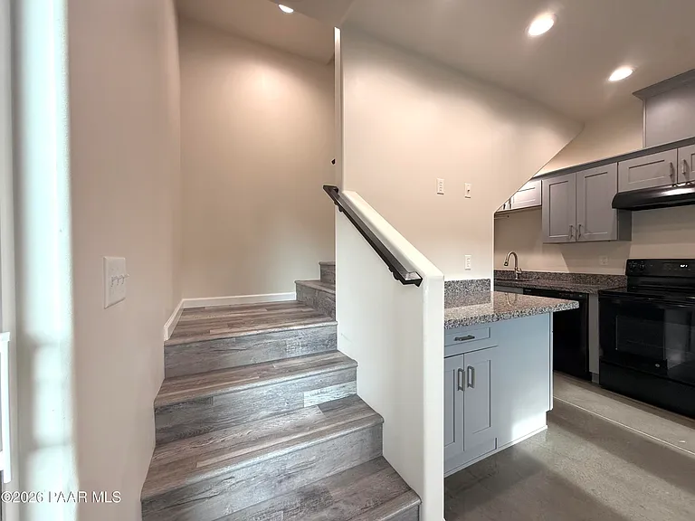 720 N Walnut St #1 — Photo 14