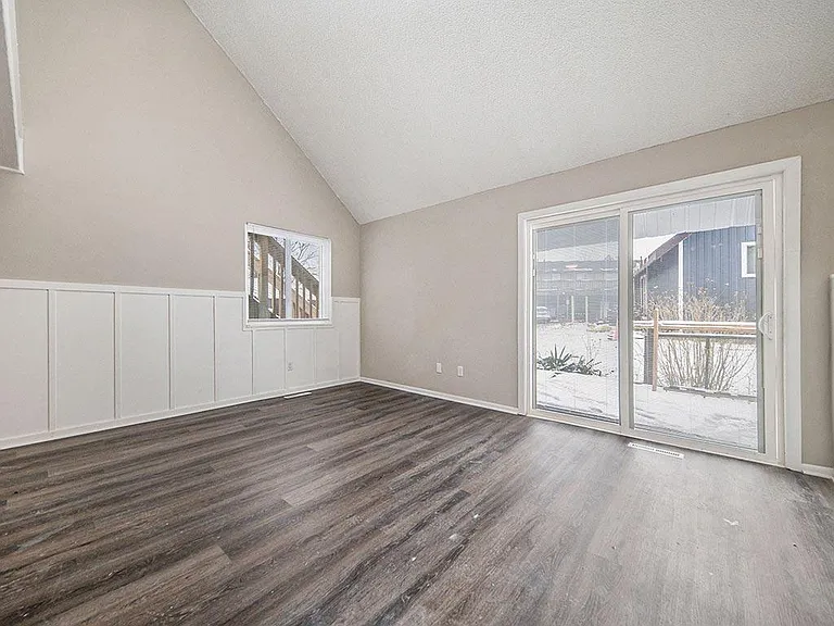 2050 Inverway Ct — Photo 8
