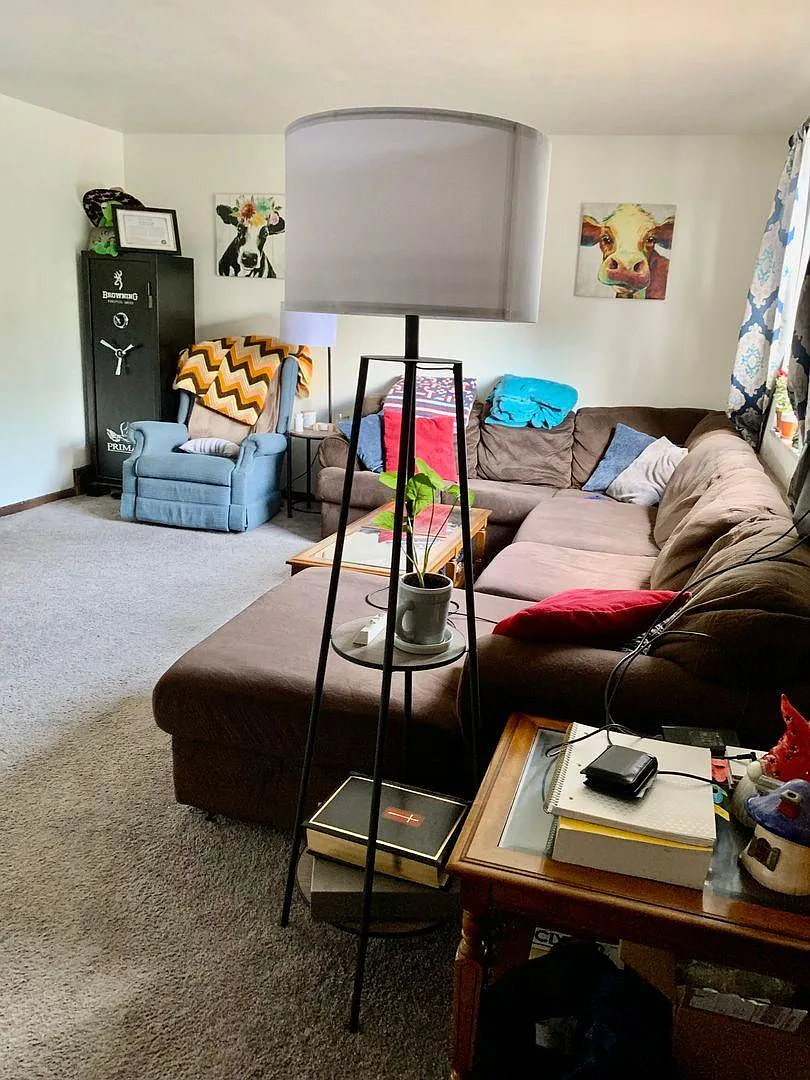 3 bed, $1,200 — Photo 3