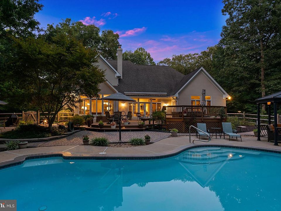 1st image of 3543 Gold Rush Ln
