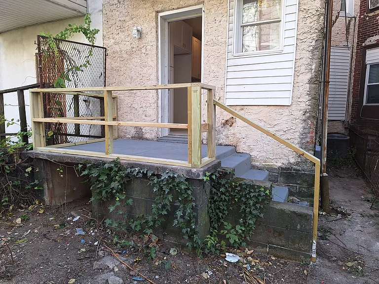 5635 Lansdowne Ave — Photo 18
