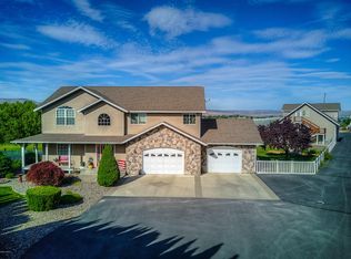163 Sunset Vista Ln, Selah, WA 98942