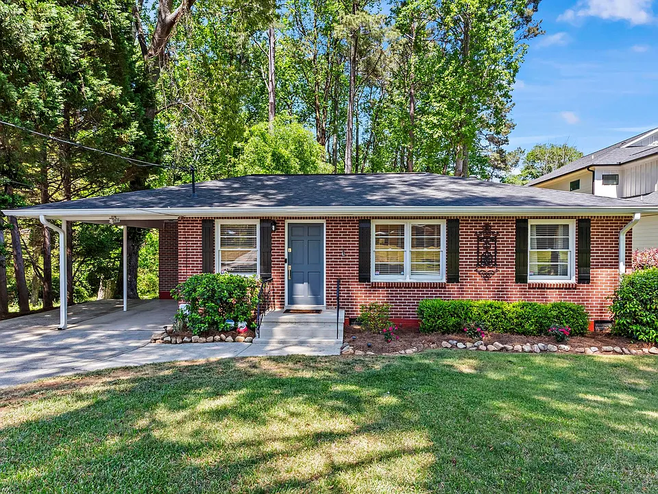 2008 Dering Cir NE