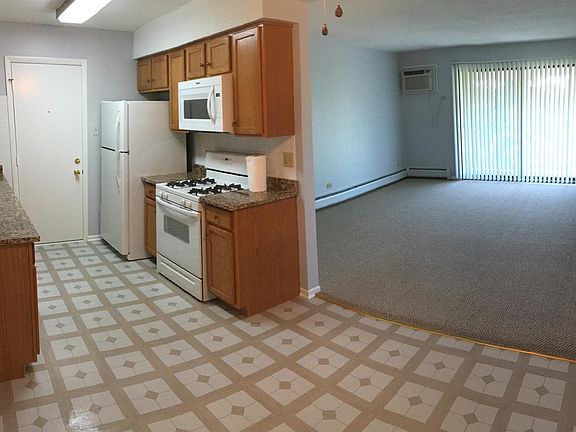 3rd image of 9860 W 153rd St APT 102