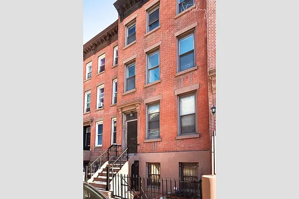 Rented by Stribling | media 7