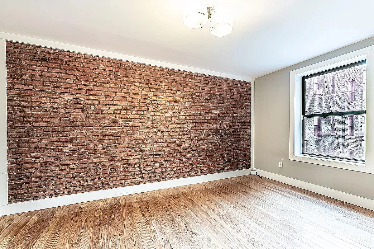 68 Thayer Street — Photo 1
