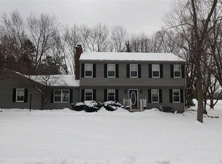 153 Southport Dr, Valparaiso, IN 46385
