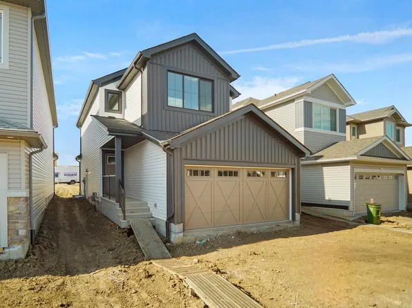 1023 14th Ave NW, Edmonton, AB T6T 2S3