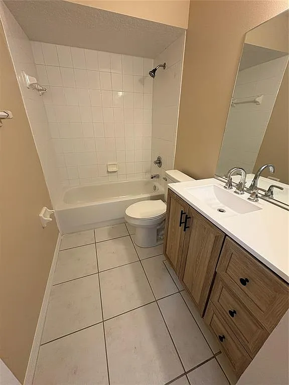 2 bed, 2.0 bath, 1100 sqft, $1,325 — Photo 4