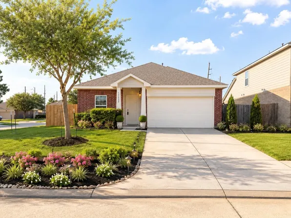 17822 Riata Canyon Ct, Cypress, TX 77433