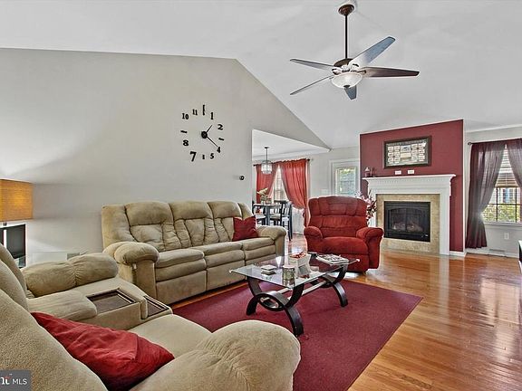 3rd image of 3505 Kimberly Ln