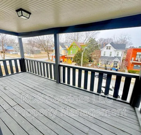 129 Brooklyn Ave — Photo 18