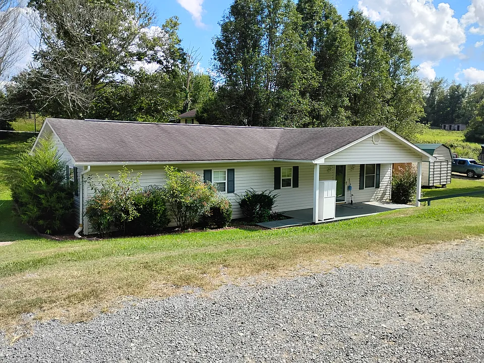 831 Clairmont Rd