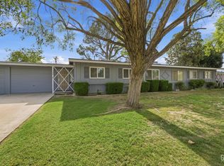 900 River Oaks Dr, Bakersfield, CA