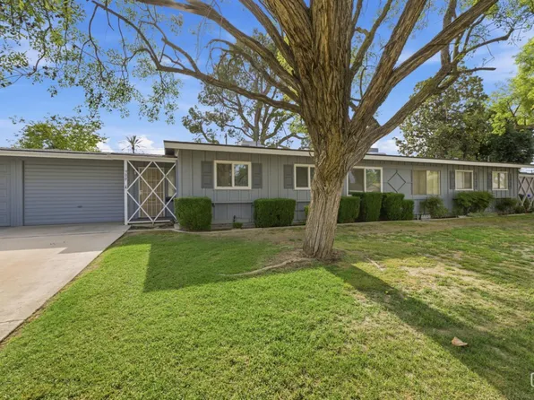 900 River Oaks Dr, Bakersfield, CA 93309