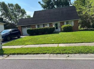 26 Cornwall Dr, Newark, DE 19711