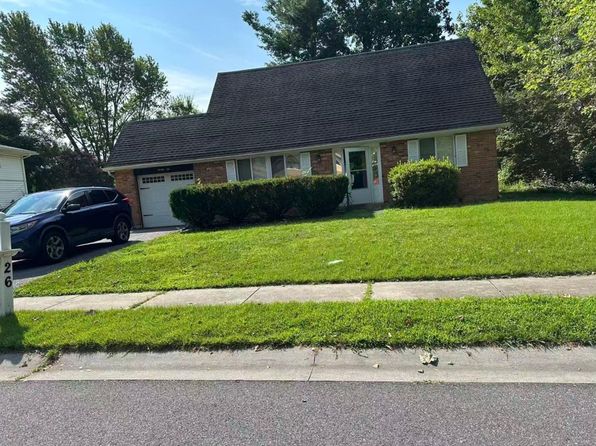 26 Cornwall Dr