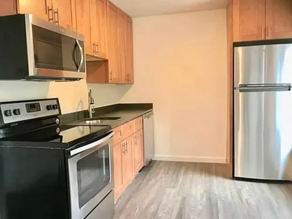 33 Raymond Marchetti St #2, Ashland, MA 01721