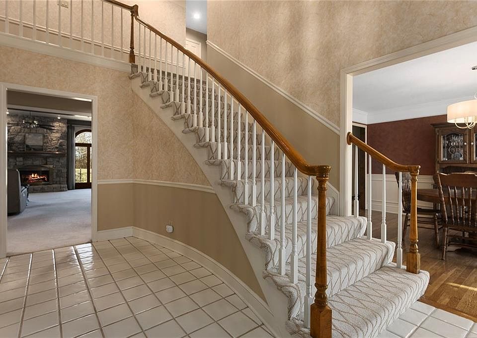 8917 Lambert Rd, Lees Summit, MO 64064 | Zillow