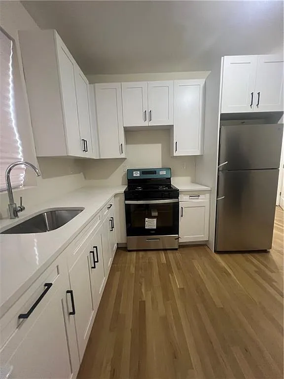 1 bed, 1.0 bath, 650 sqft, $2,550 — Photo 2