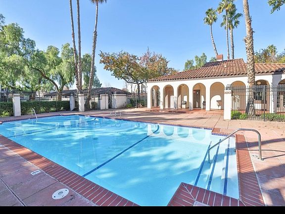 3rd image of 39975 Cedar Blvd Unit 340