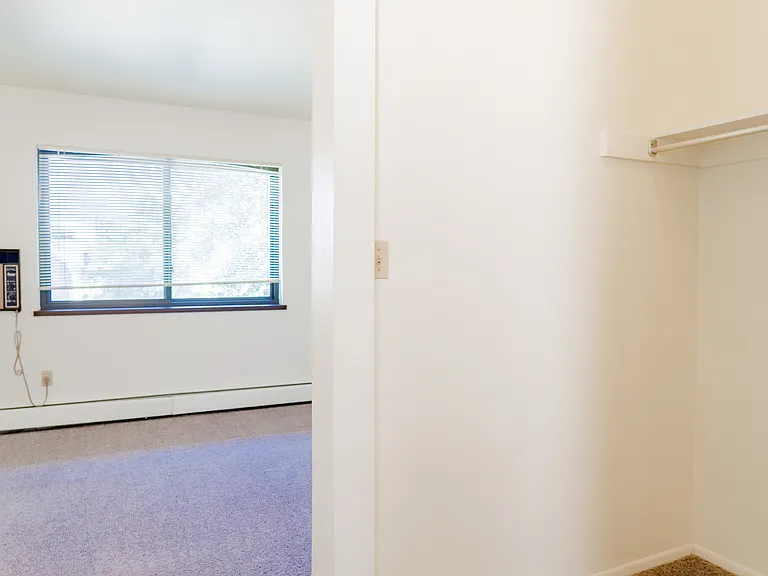 2355 Grove St #9 — Photo 4