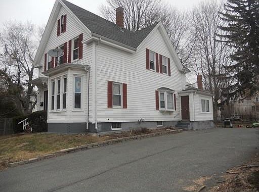 2nd image of 16 Jackson St