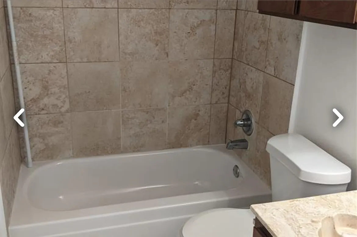 2 bed, 1.5 bath, 882 sqft, $859 — Photo 3