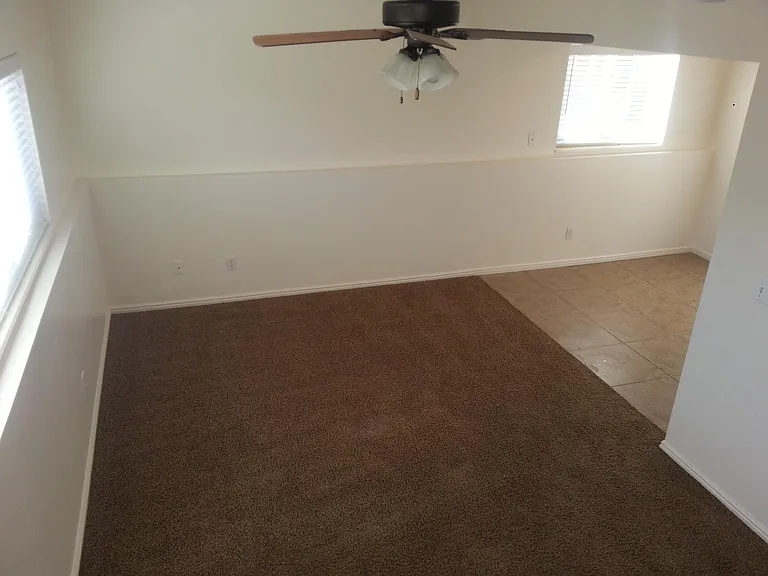 486 W Pacific Dr #3 — Photo 11
