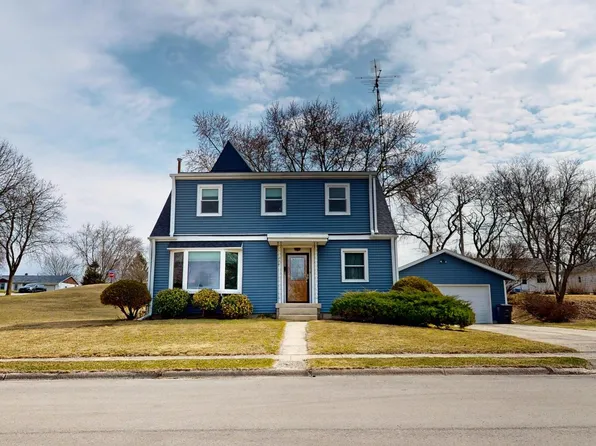 236 North Cairo AVENUE, Jefferson, WI 53549