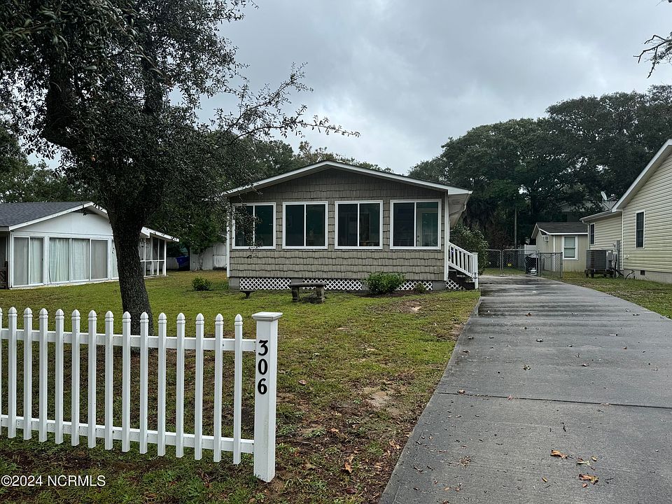 1st image of 306 Crowell Street