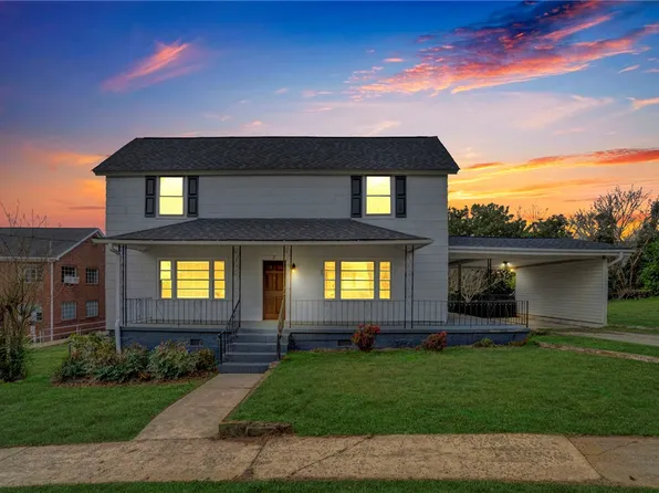 2 Hardeman St, Piedmont, SC 29673