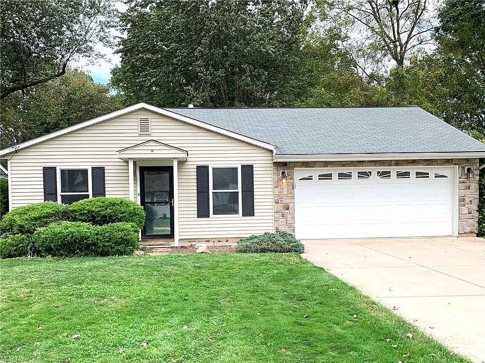 1st image of 35505 Dewey Dr