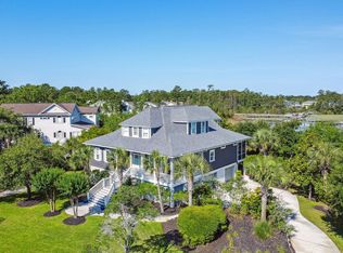 314 Commonwealth Rd, Mount Pleasant, SC 29466