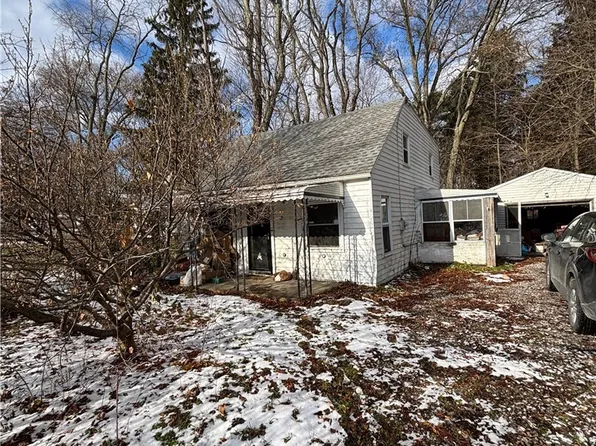 2371 Hillstock Ave, Akron, OH 44312