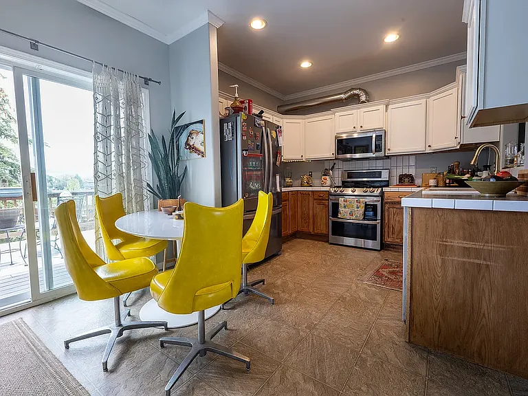 1655 Gray Hawk Ct — Photo 8