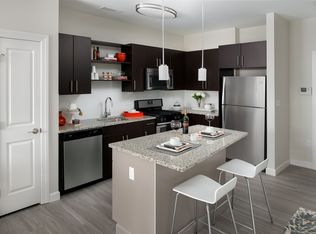 274 E Main St #2B-2BA-1068SQFT, Norton, MA 02766