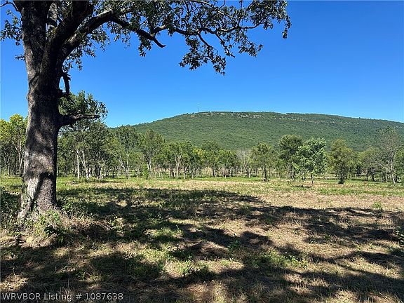 2nd image of 808 Morris Creek Rd