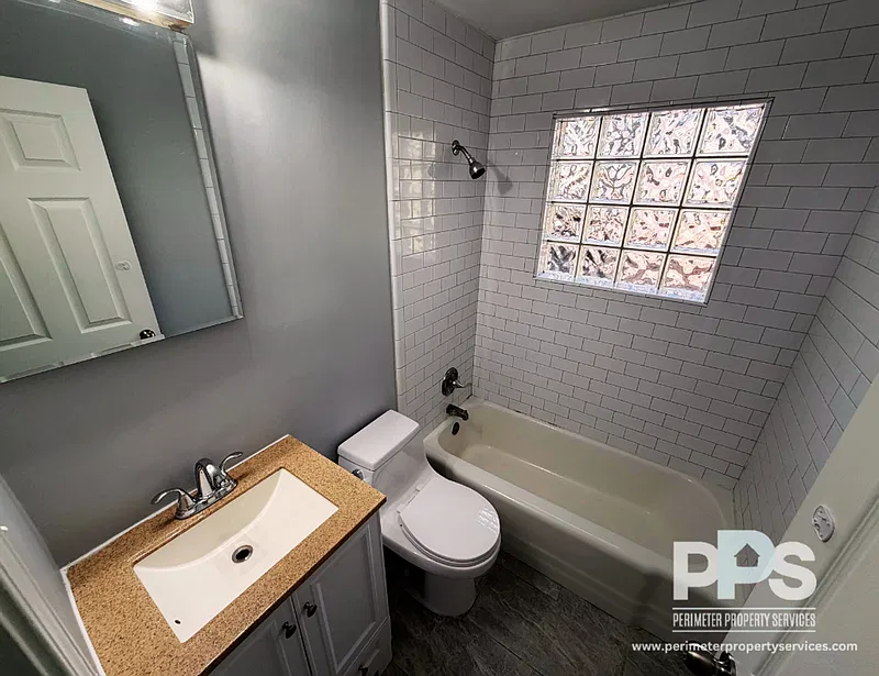 2 bed, 1.0 bath, 700 sqft, $1,425 — Photo 4