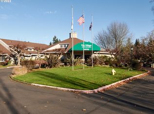 13775 SW Scholls Ferry Rd, Beaverton, OR 97008