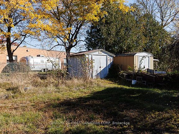 4th image of 1230 Hamilton Rd