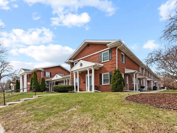 3107 South 122nd STREET #1, West Allis, WI 53227