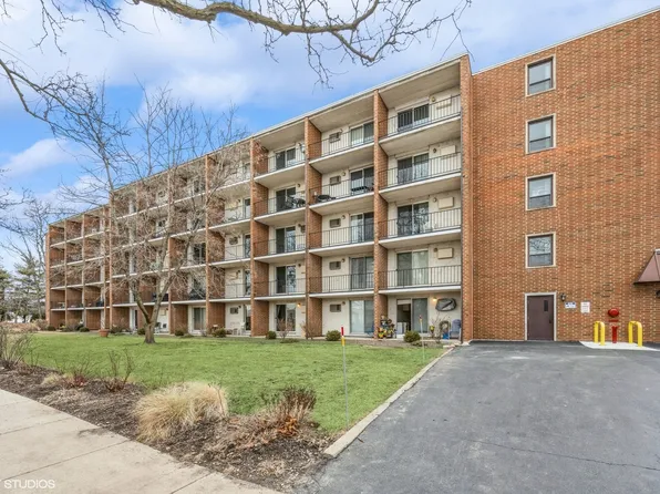 255 S West Ave APT 213, Elmhurst, IL 60126