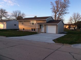 4630 29th St, Columbus, NE 68601