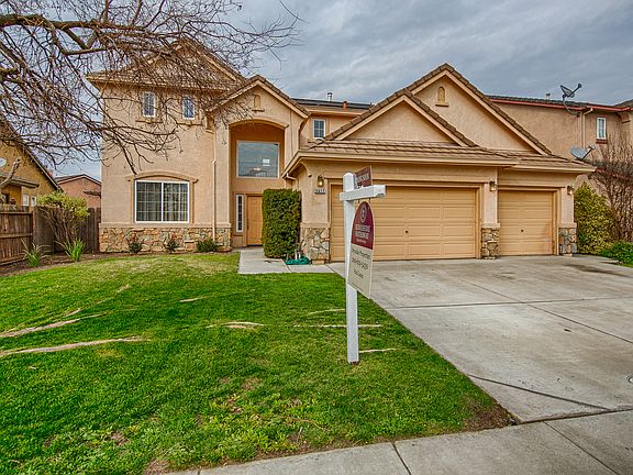 2nd image of 5617 Gateway Dr