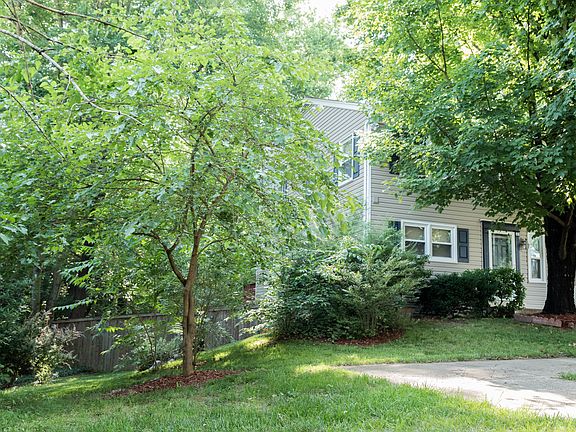 Front/Side Yard