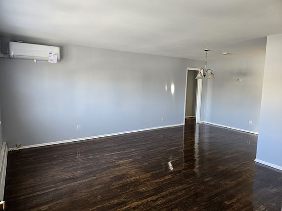 Living Room / Dining Room