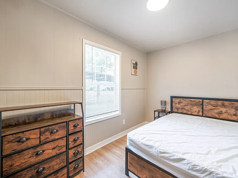 Actual photo of the room