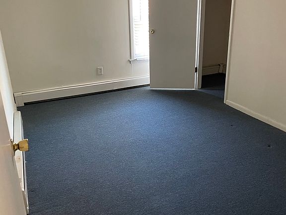 3rd image of 2208 State Route 22 APT 3