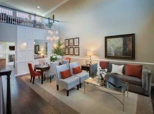 8 Evan Ct, Fishkill, NY 12524